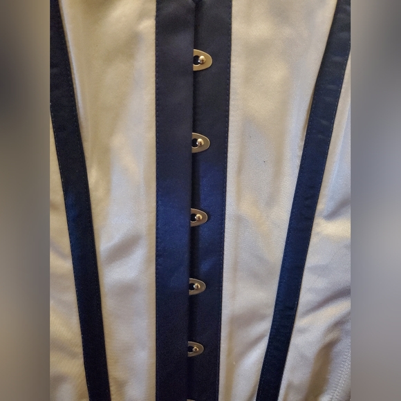 BNWT White and navy steel-boned corset size XL - Picture 2 of 3